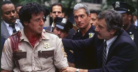 Kolejny remake filmu ze Stallone'em. Wraca po trzech dekadach