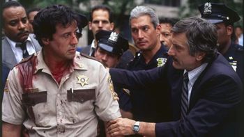 Kolejny remake filmu ze Stallone'em. Wraca po trzech dekadach