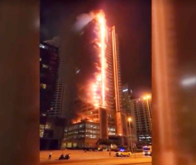 Gigantyczny pożar w centrum Dubaju. Cały wieżowiec w ogniu
