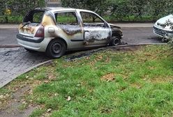 Warszawa. Spłonął samochód. Dla właściciela miał wartość sentymentalną