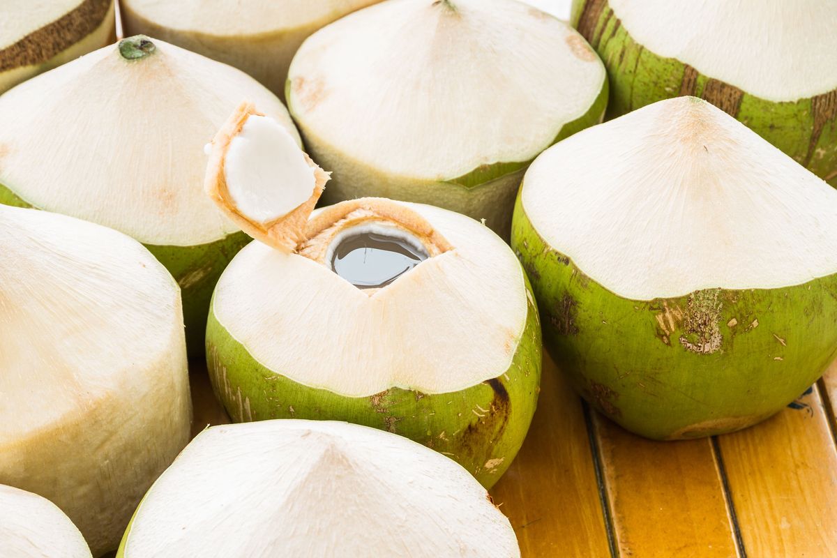 Woda kokosowa jest skarbnicą soli mineralnych
