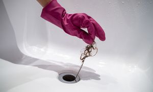 Wlej do opływu. Odetka się sam