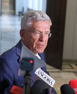 Stanisław Karczewski po głosowaniu w Senacie. "Donald Tusk kazał tak głosować"