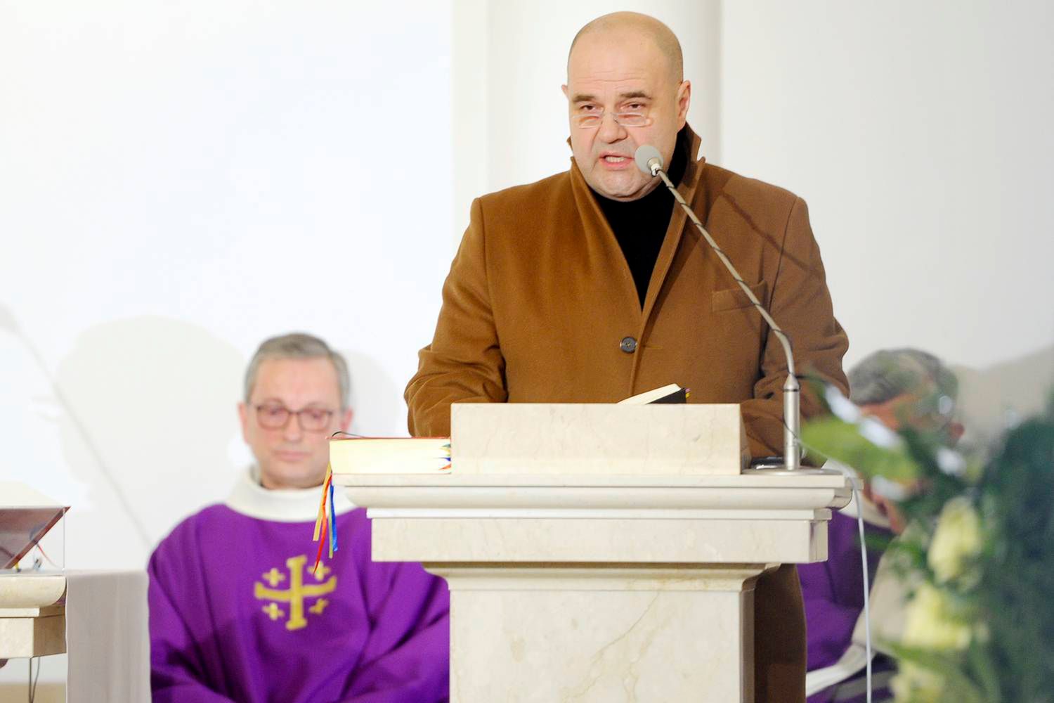 Wojciech Pokora nie żyje - gwiazdy żegnają króla polskiej komedii