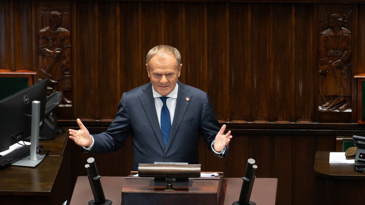 WARSAW, POLAND - 2025/06/11: Donald Tusk, Poland's prime minister, speaks in Parliament ahead of a vote of confidence. During the 36th session of the Polish Sejm, Prime Minister Donald Tusk outlines his government's program in a policy address, followed by a parliamentary debate ahead of the vote of confidence in his administration. (Photo by Marek Antoni Iwanczuk/SOPA Images/LightRocket via Getty Images)