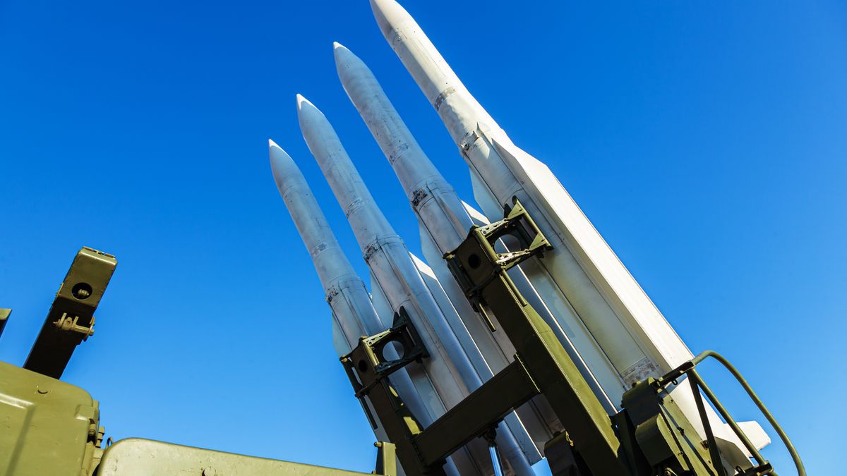 Wyrzutnia systemu przeciwlotniczego 9K37 BUK