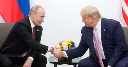 Gdzie Trump przywita się z Putinem? Kreml o szczegółach szczytu