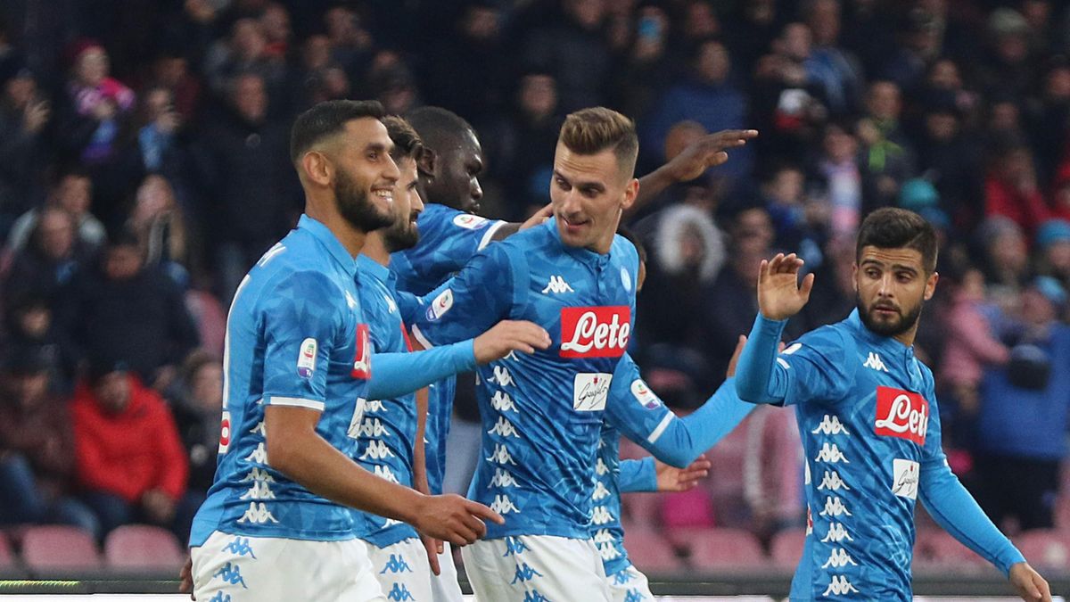 PAP/EPA / CESARE ABBATE  / Na zdjęciu: Arkadiusz Milik (w środku)