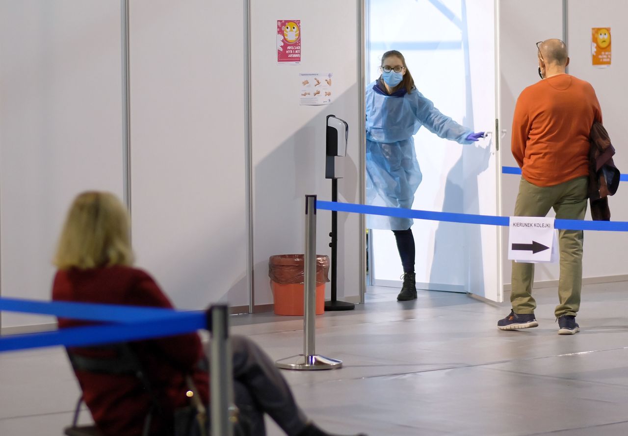 Szczepienia w zakładach pracy. Duże firmy będą mogły je organizować