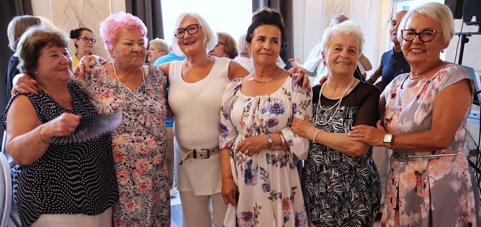 Seniorzy z Oświęcimia dobrą zabawą powitali lato.