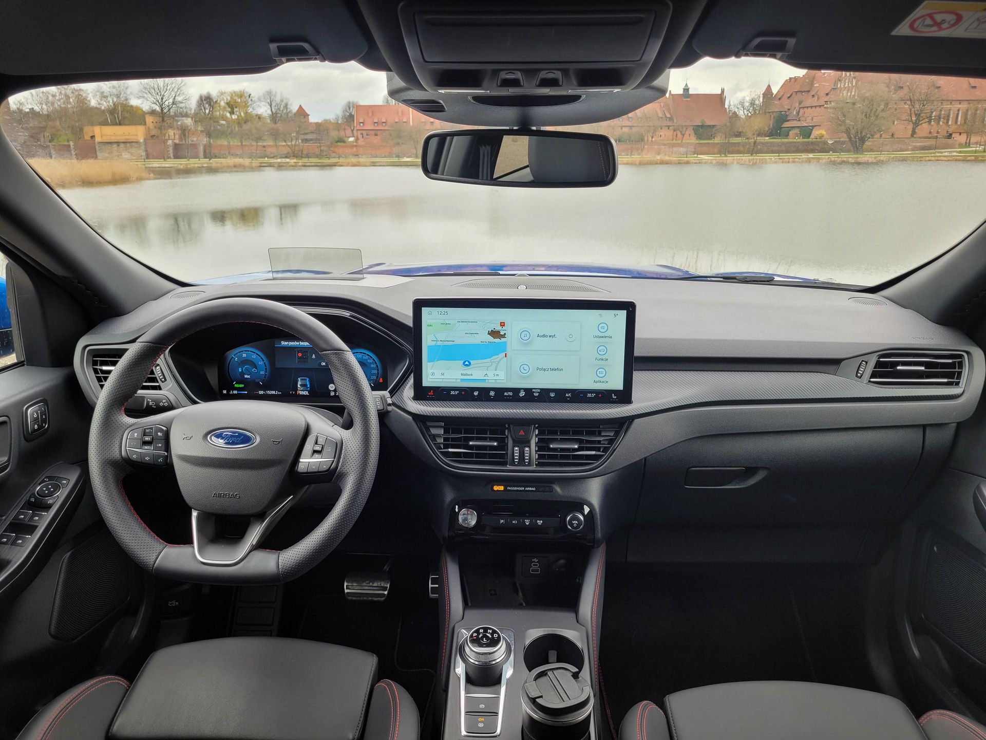 Ford Kuga ST-Line X FHEV