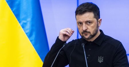Zełenski o Wołyniu. "Trzeba obniżyć napięcie"