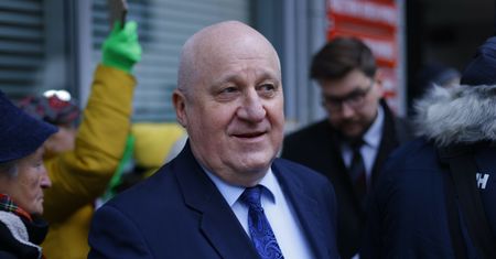 Pat ws. pieniędzy dla PiS. PKW nadal nie podjęła decyzji