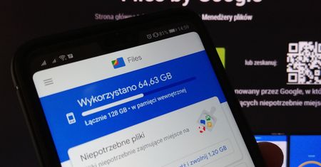 Ciemny motyw w kolejnych aplikacjach Google'a. Trwają testy w menedżerze plików