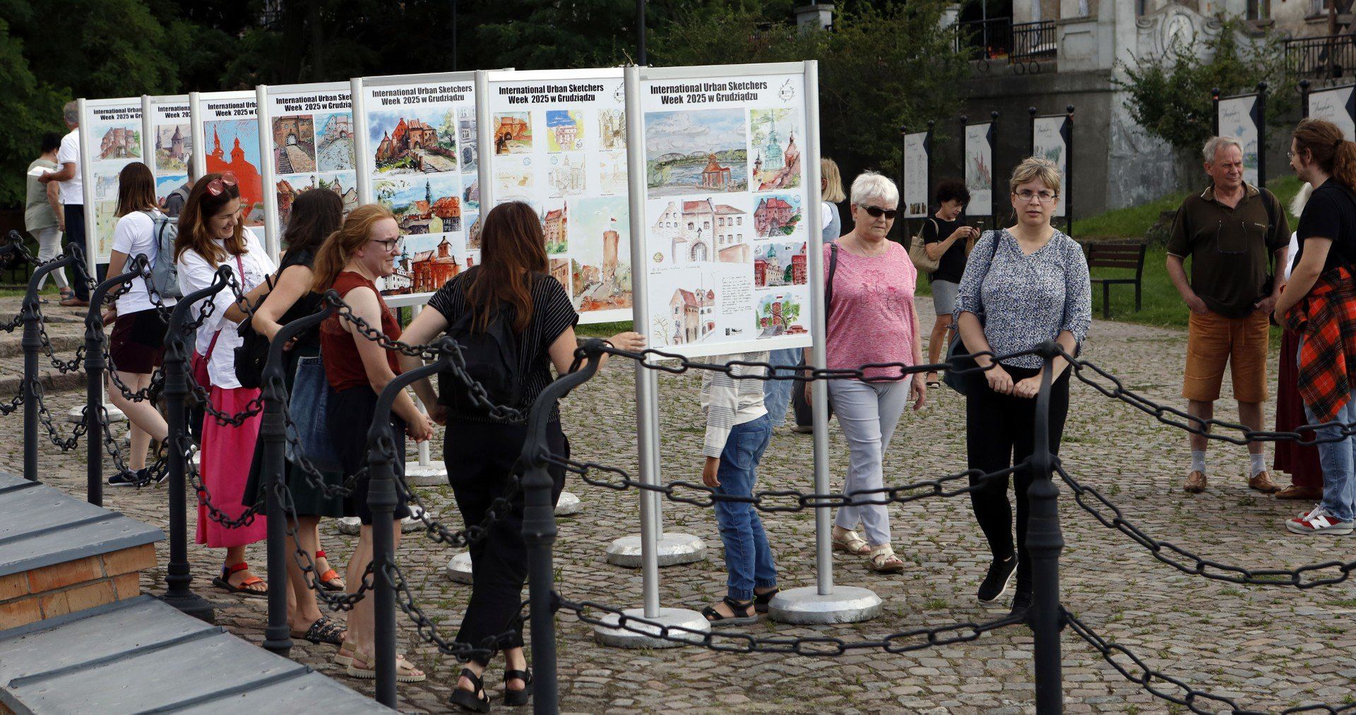 Wystawa poplenerowa International Urban Sketchers Week w Grudziądzu