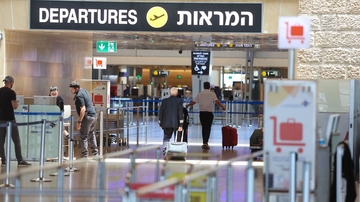 Israel closes airspace, halts operations at Ben Gurion Airport amid retaliatory drone strikes from Iran
TEL AVIV, ISRAEL - JUNE 13: Israel closes its airspace and suspended flight operations at Ben Gurion International Airport in Tel Aviv, Israel on June 13, 2025. According to Israeli Channel 12, Israeli airspace was completely closed until further notice due to retaliatory drone strikes from Iran. (Photo by Nir Keidar/Anadolu via Getty Images)
Anadolu
ben gurion international airport, flight operations, israeli-iranian conflict, israeli strikes, flight