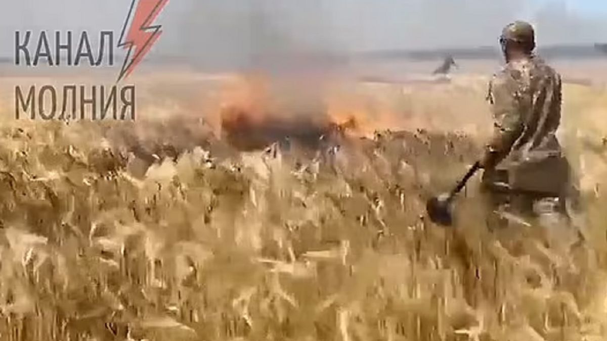 Rosjanie ostrzeliwują pola uprawne.