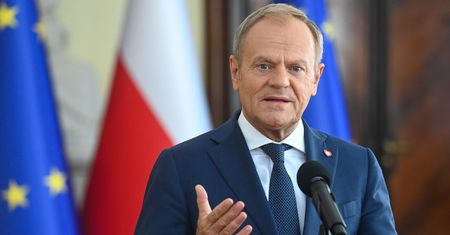 Tusk zaprasza na wiec. "Spotkajmy się, by tego nie stracić"