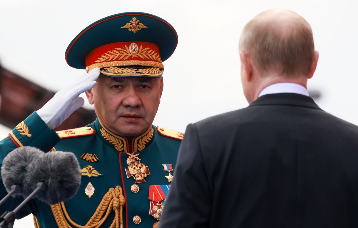 Coraz głośniej mówi się, że to Siergiej Szojgu ma zostać "kozłem ofiarnym" Władimira Putina