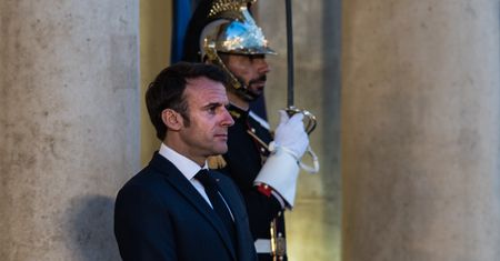 "Reforma emerytalna jest konieczna". Emmanuel Macron dał Francuzom kij, zapowiada marchewkę