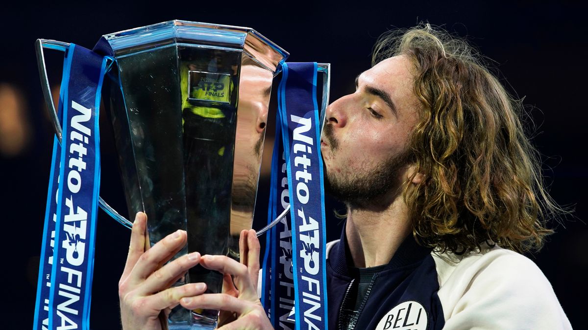 Zdjęcie okładkowe artykułu: PAP/EPA / WILL OLIVER / Na zdjęciu: Stefanos Tsitsipas, mistrz ATP Finals 2019