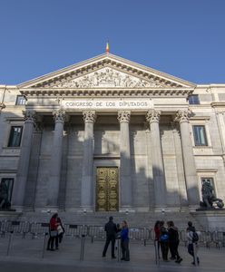 Hiszpania. Minister turystyki dostała pocztą zakrwawiony nóż
