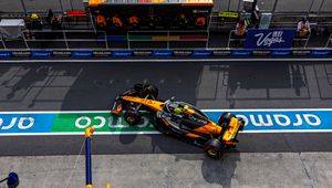 Kosztowny błąd? Mistrz F1 broni decyzji zespołu