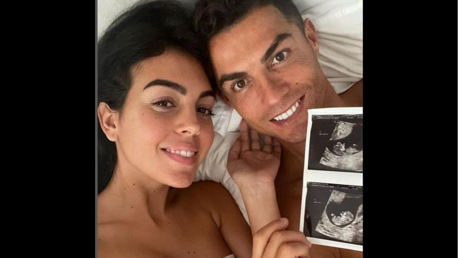 Georgina Rodriguez, ukochana Cristiano Ronaldo, pokazała się w bikini. Nie kryje ciążowego brzuszka