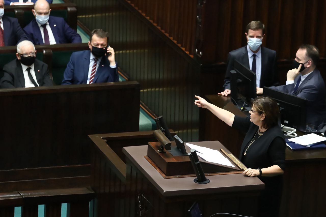 Sejm. Posłanka PO wywołała Kaczyńskiego. Prezes PiS od razu jej odpowiedział 