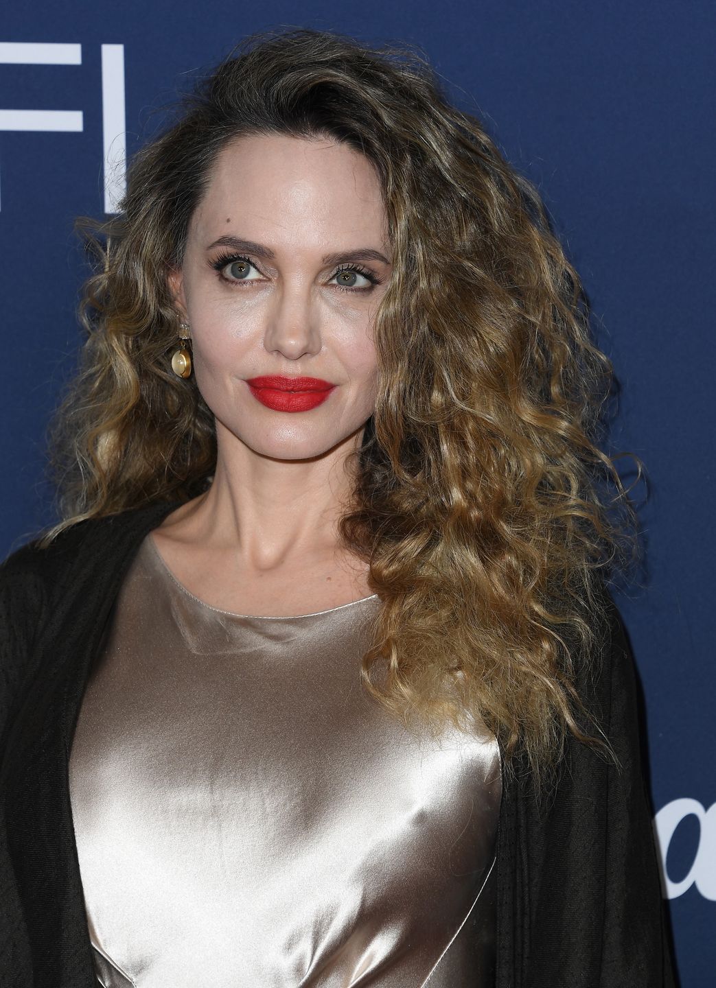 Angelina Jolie zadaje szyku na festiwalu w Los Angeles