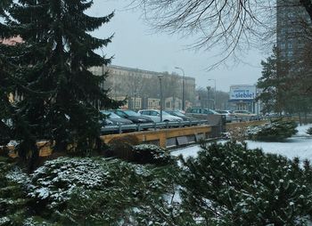 Bez butów i kurtki. 15-latka wybiegła po kłótni z domu