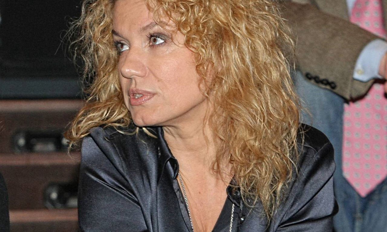 Joanna Trzepiecińska nie miała szczęścia w miłości. Najpierw odbiła partnera innej, później została zdradzona