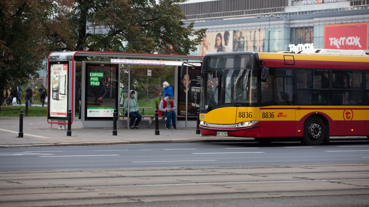 autobus tramwaj warszawa ztm komunikacja miejska transport publiczny