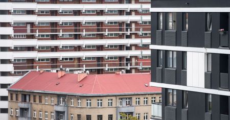 Jeśli chcesz zaoszczędzić na uwłaszczeniu, zapłać w pierwszym roku. Później przestaje się opłacać