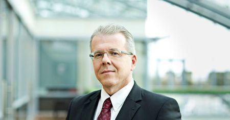 Przejęcie TVN. Padł ważny termin
