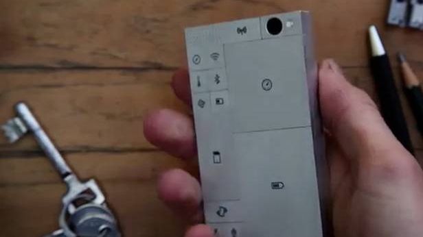 Tydzień w krzywym zwierciadle: Tizen, złoty HTC One i Phoneblocks 1