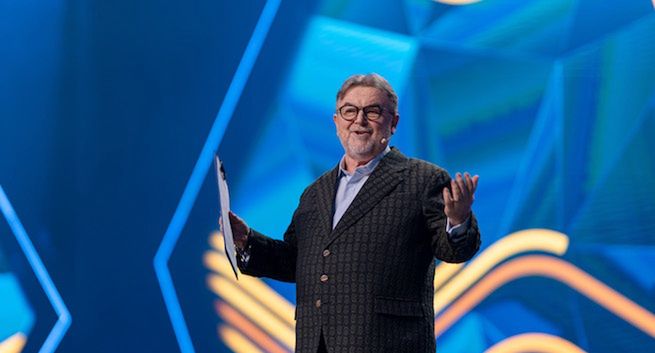 Polsat stawia na „znane i lubiane”. Wielkie show mają wygrać z newsami