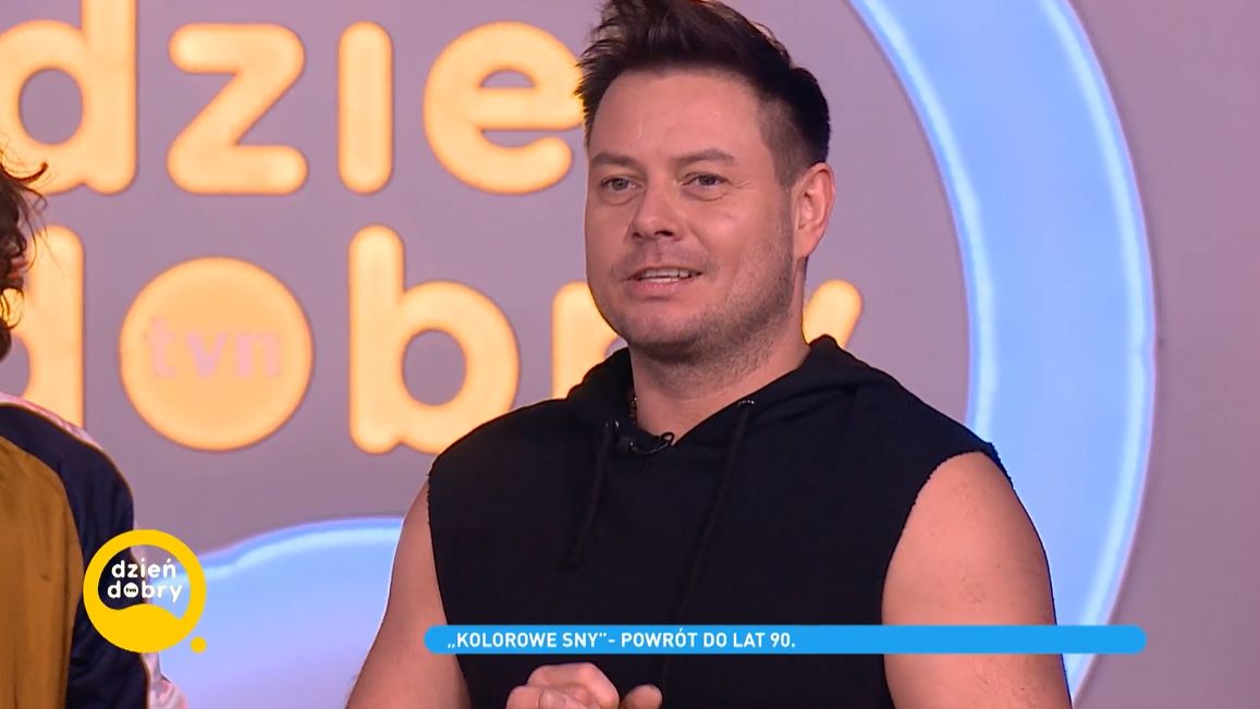 Prowadzący "Dzień dobry TVN" z Bartkiem Wroną. Tak dziś wygląda gwiazdor Just 5