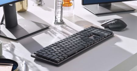 Logitech MX Master 3S - superwygodna myszka i klawiatura do kompletu