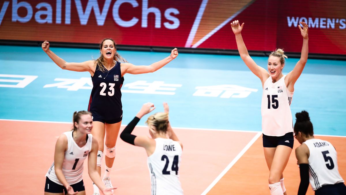 Zdjęcie okładkowe artykułu: Materiały prasowe / FIVB / Radość amerykańskich siatkarek