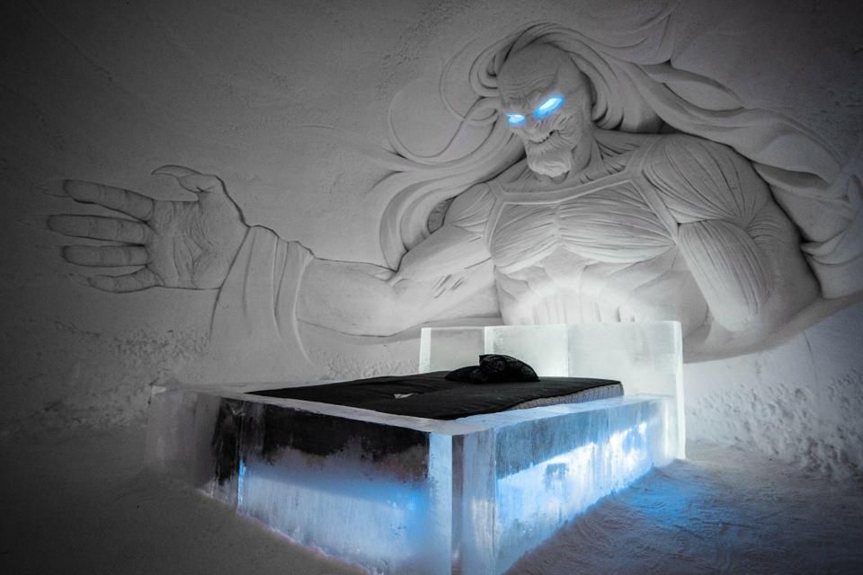 Lodowy hotel w Laponii. Jest spełnieniem marzeń fanów "Gry o Tron"