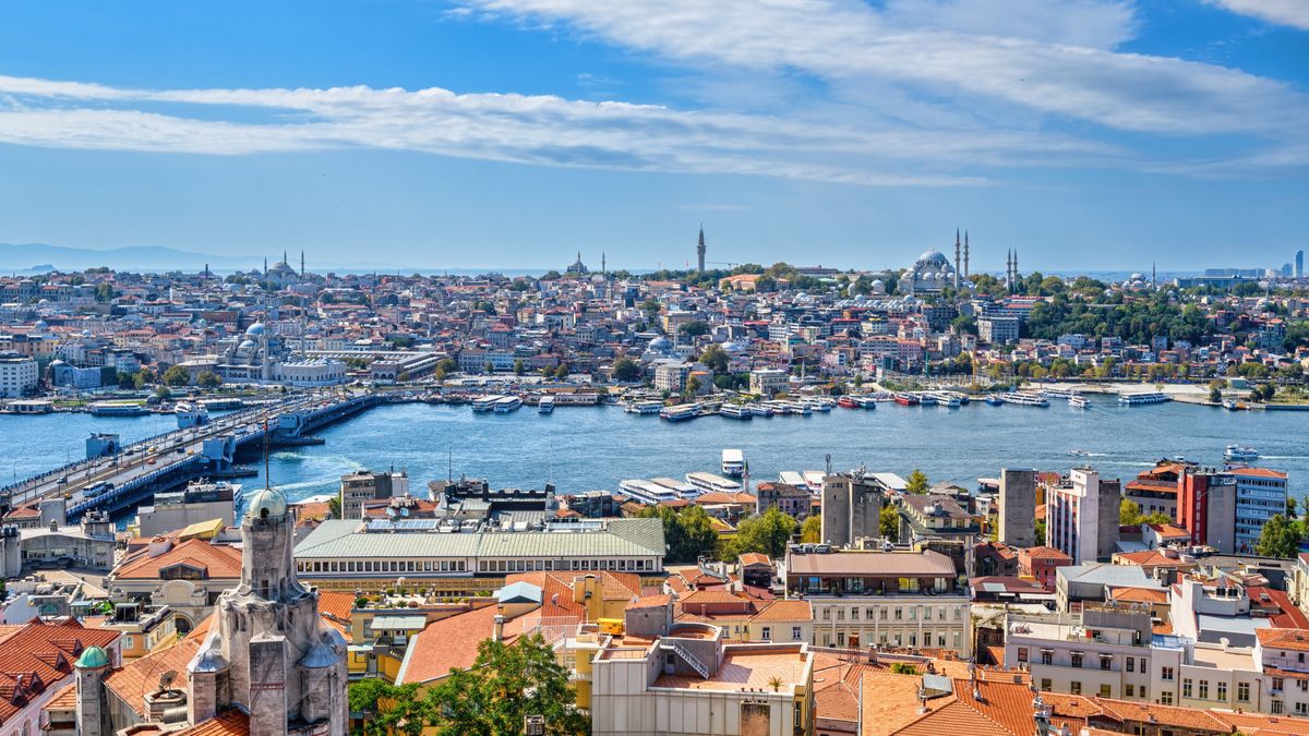 Coraz więcej osób jeździ do Turcji na rozmaite zabiegi 