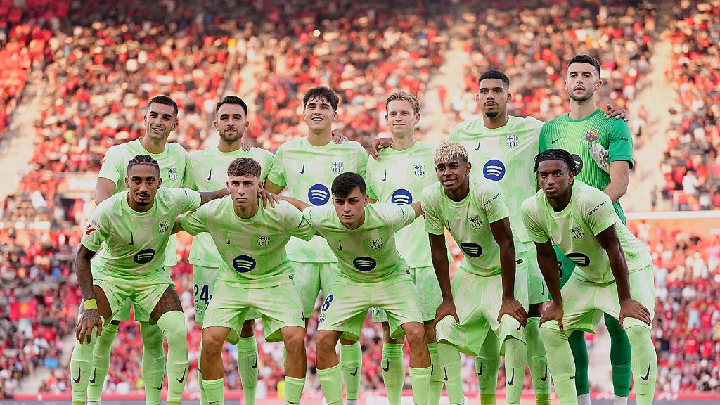 Getty Images / Jose Breton/Pics Action/NurPhoto / Na zdjęciu: piłkarze FC Barcelony