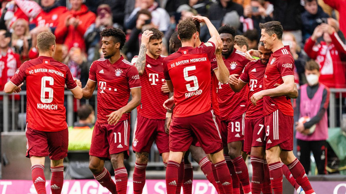 Zdjęcie okładkowe artykułu: Getty Images / S. Mellar  / Na zdjęciu: piłkarze Bayernu Monachium