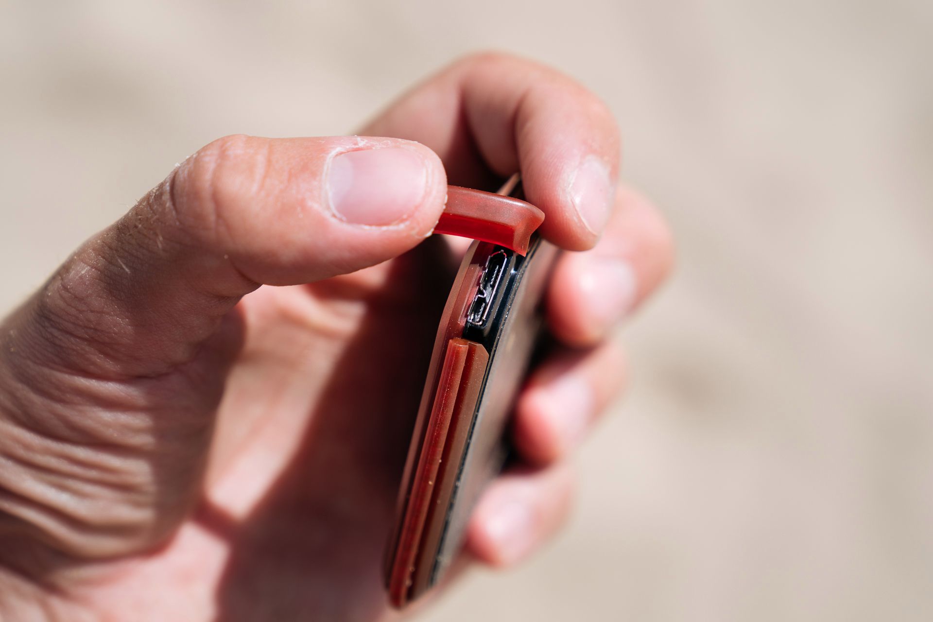SanDisk Extreme 510 Portable SSD 480 GB - test przenośnego dysku, który wytrzyma zalanie i upadki 3