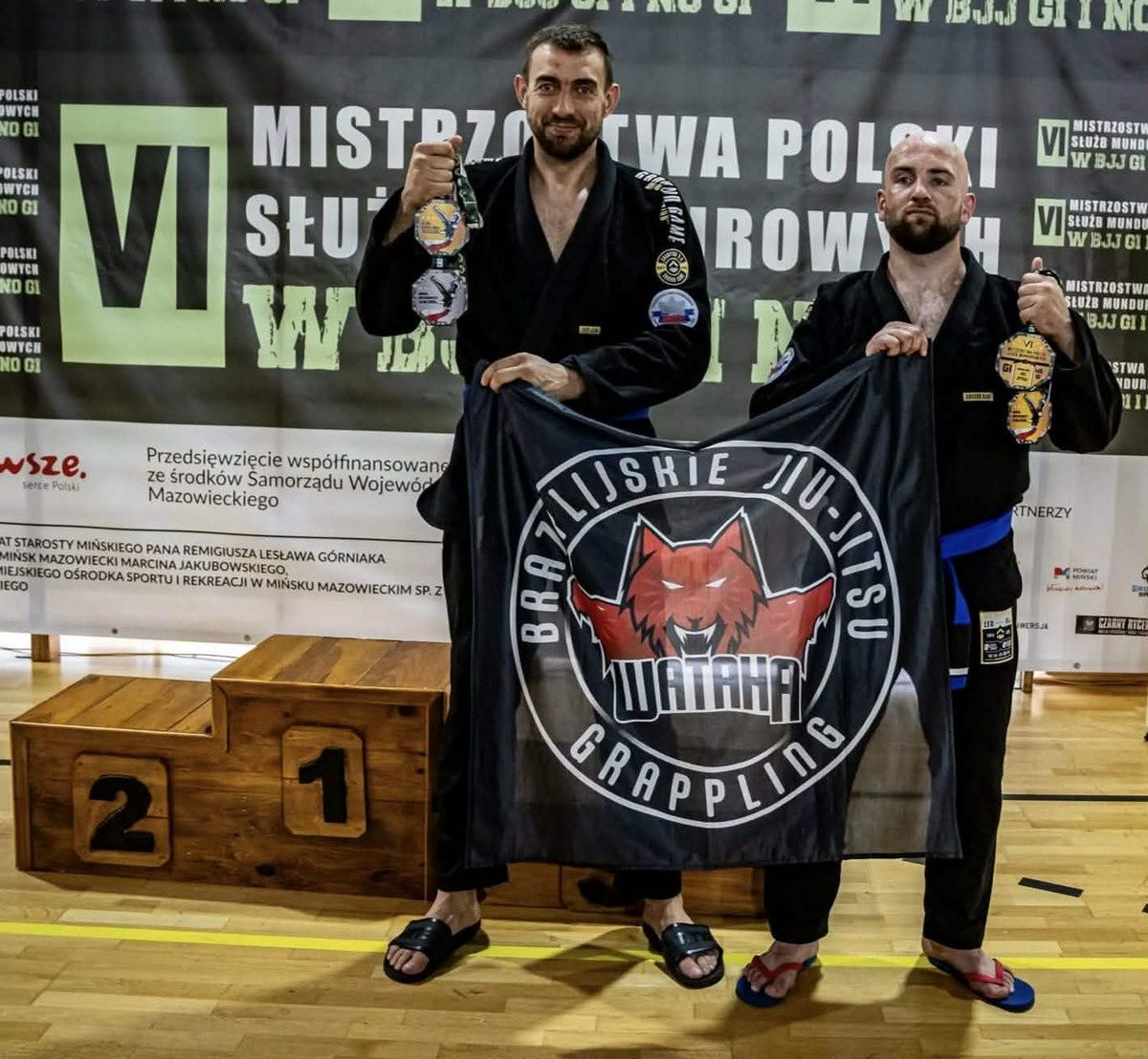 Funkcjonariusze na podium 