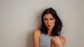 Liczy na porażkę Polaków. Prywatnie nie boi się odważnych zdjęć