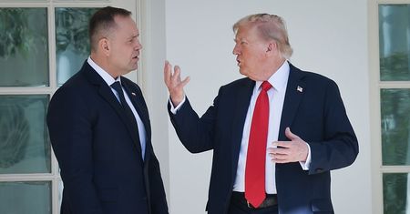 Nawrocki dwukrotnie rozmawiał z Trumpem? Nieoficjalne doniesienia