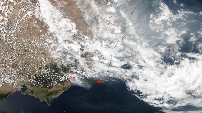 Zdjęcia satelitarne pokazują skalę pożarów w Australii. Są naprawdę ogromne 22