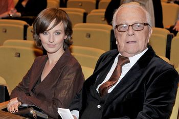 Różniło ich 60 lat. Wdowa po Andrzeju Łapickim usunęła się w cień